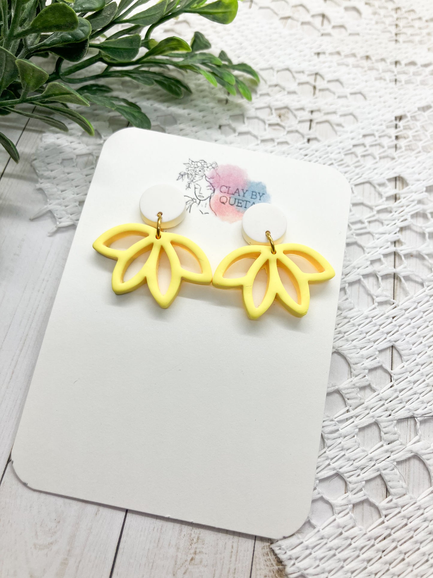 Sunshine Floral With Stud