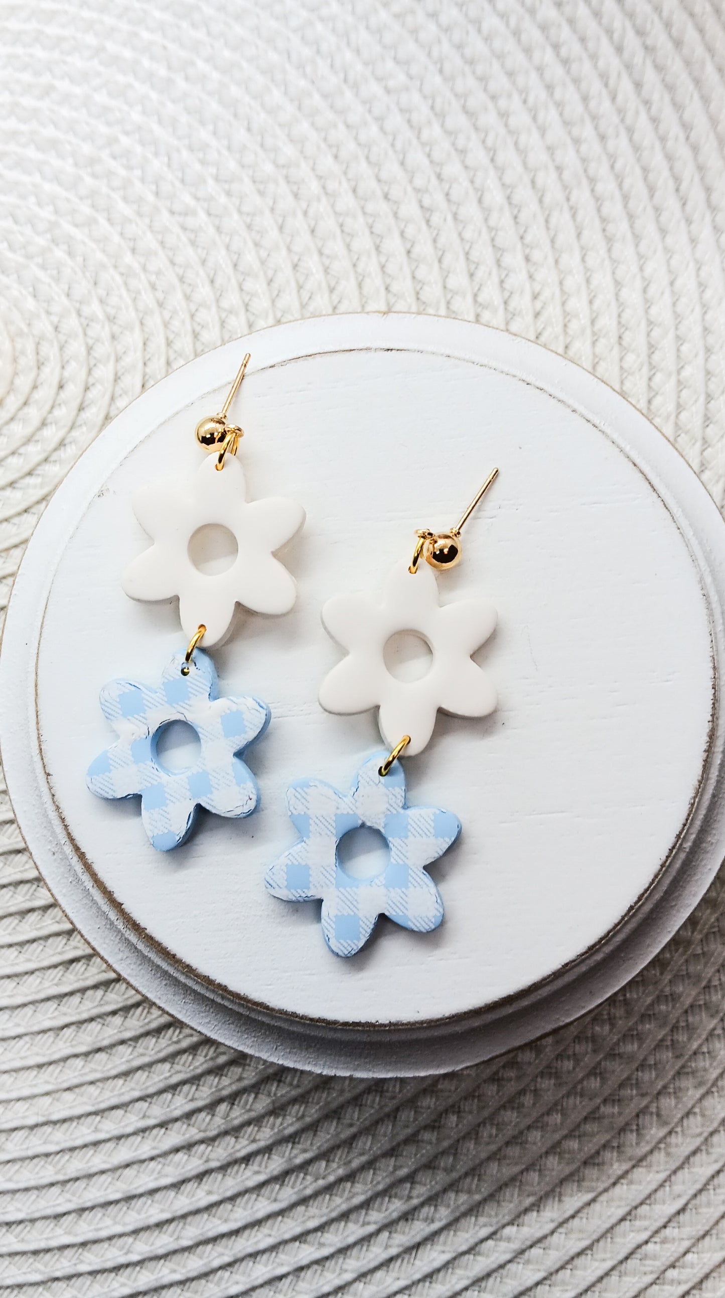 Double Decker Daisy Dangle